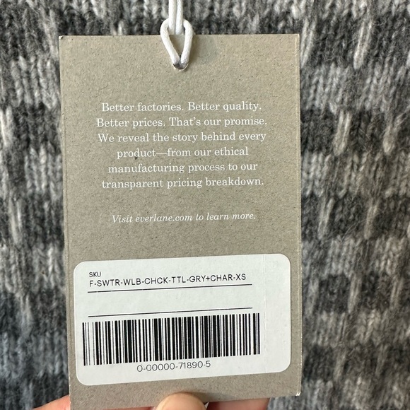 Everlane | The Cloud Checkered Turtleneck - Picture 2 of 6